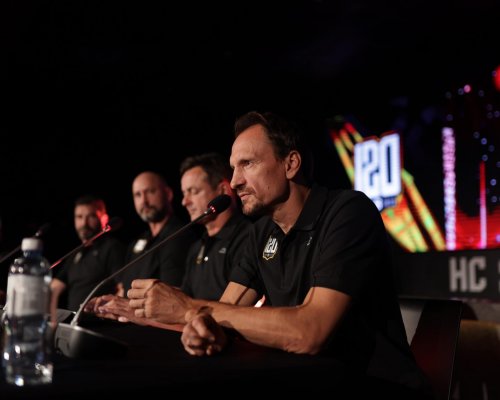 Brněnský fanoušek se omluvil Grossovi a zaplatí část pokuty. Kometa posílí pořadatele
