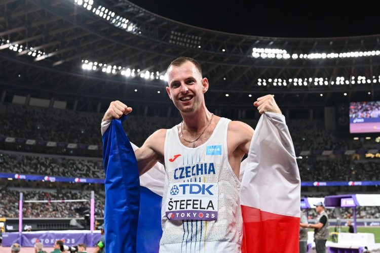 Bronz za 231 je spíš sranda, ale dějiny se neptají, prohlásil první český medailista na MS Jan Štefela. Věřil si i na víc