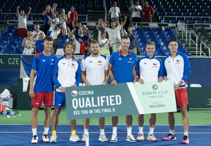 Češi už znají soupeře pro čtvrtfinále Davis Cupu, v cestě jim stojí Alcaraz a spol. Jak vypadají zbylé dvojice?