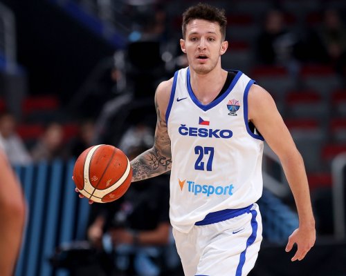 Musíme pracovat dál a nenechat se tím znechutit, řekl Krejčí po konci českých nadějí na EuroBasketu