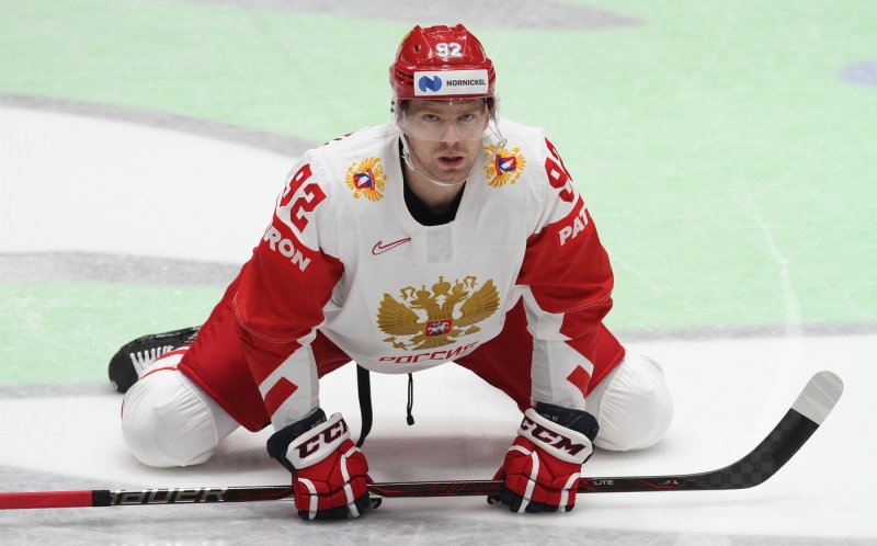 Mluvil s deseti kluby, ale srdce táhne domů! Kuzněcov pořád čeká na NHL, sní i o Čeljabinsku