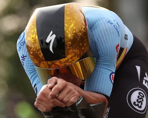Fenomenální den pro Belgii! Nezastavitelný Evenepoel ovládl na mistrovství světa třetí časovku v řadě, Pogačara sfoukl jako svíčku