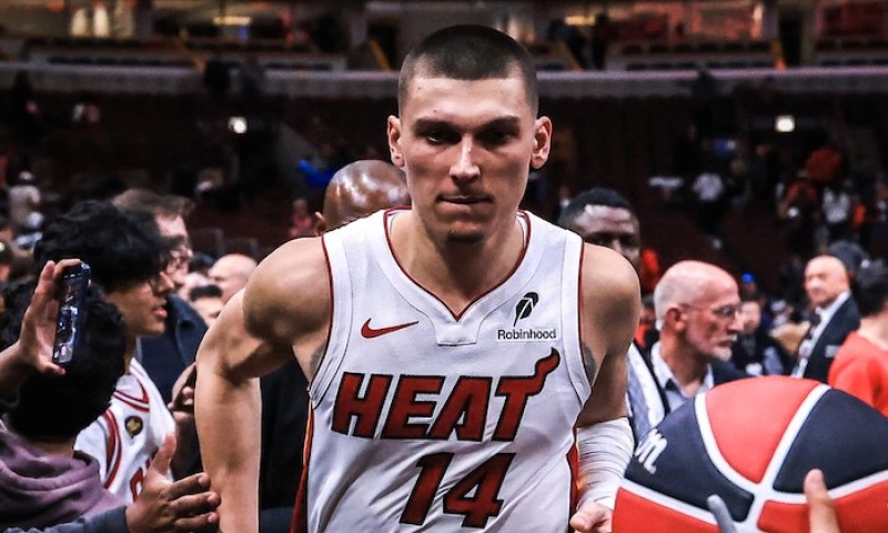 Rána pro Miami: Heat začnou sezonu bez svého hrdiny a body budou muset zaznamenávat jiní...
