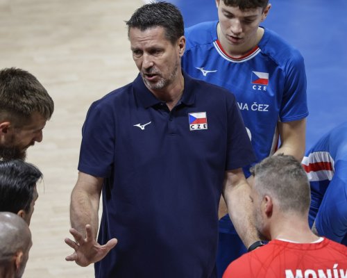 Jakmile jsou Íránci nahoře, je to dynamický masakr, varuje trenér Novák před historickým čtvrtfinále