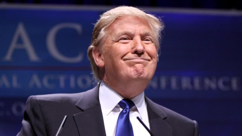 Fotbal rukojmím politiky. Trump vyhrožuje pořadatelským městům kvůli jejich „levicovým bláznům“