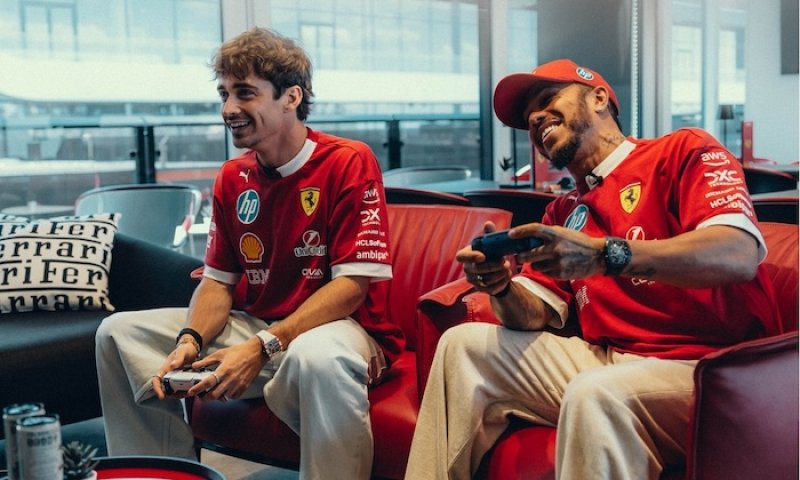 Hamilton čelí tvrdé kritice. "Je jako rozmazlené dítě, bez nejlepšího auta má problémy," říká bývalý pilot F1, jenž staví výš i Alonsa