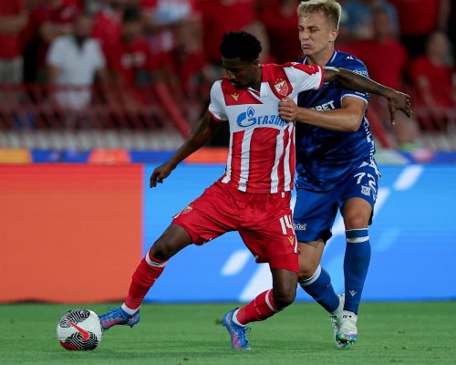 Olayinka by se rád vrátil do Slavie. Proč se v Bělehradě trápí?