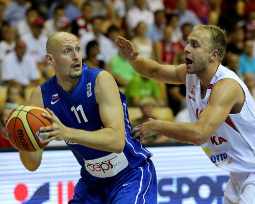 Basketbalový svaz vsadí po dvanácti letech na domácího kouče. Je to výzva, čest a zodpovědnost, prohlásil Bartoň