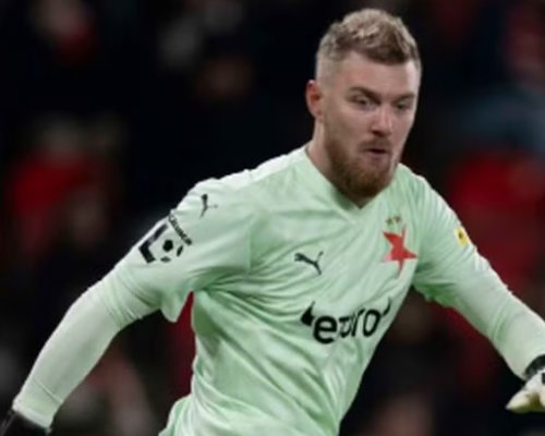 Překvapení v sestavě se vyplatilo! Staněk po životním výkonu prozradil, co do kabiny přinesl Pavel Nedvěd