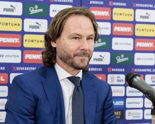 Hašek pod tlakem: Spekulace jdou mimo mě! Nedvěd stojí za koučem reprezentace