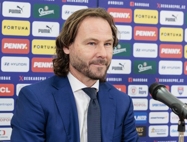 Hašek pod tlakem: Spekulace jdou mimo mě! Nedvěd stojí za koučem reprezentace