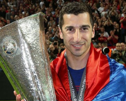 „Prosím, odejdi.“ Mkhitaryan o bizarním nátlaku ze strany Mourinha