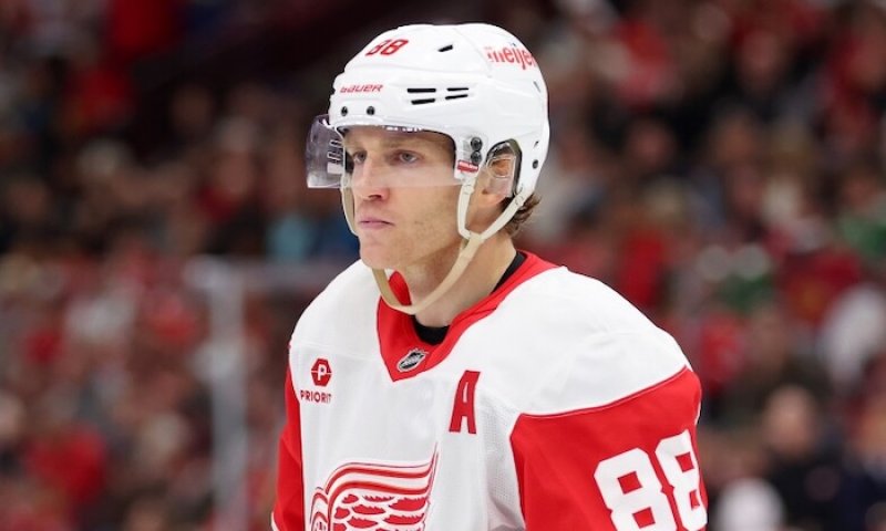 Kdo bude král amerického hokeje? Kane už dýchá na záda legendárnímu Modanovi, Matthews mu ale šlape na paty