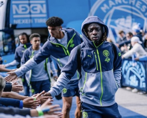 Zlomový listopad! Premier League chce zavést platový strop, gigantům z Manchesteru se to nelíbí