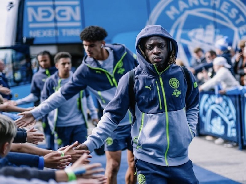 Temné mraky nad Etihad Stadium, fanoušci slavného klubu trnou hrůzou z blížícího se verdiktu