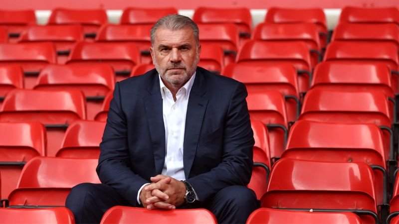Rekordní trapas. Postecoglou se stal nejrychleji vyhozeným trenérem v historii Premier League