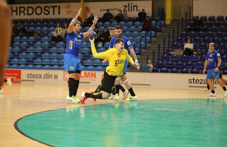 Zlín vyhlíží první extraligovou výhru, dočká se jí na horké půdě Lovosic? Musíme posunout své limity, nabádá pivot Osadchyi
