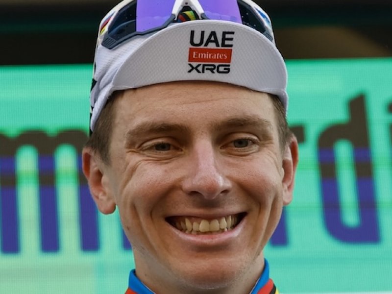 Shodit ho z kola? Cyklisté přiznávají bezmoc vůči Pogačarově nadvládě