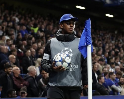 Šestnáctiletý syn Thiaga Silvy roste! Ještě nedávno sbíral míče, teď už figuroval v kádru Chelsea pro Ligu mistrů