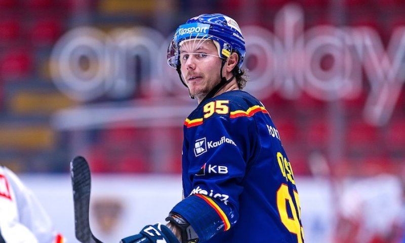 Čelo kanadského bodování v extralize? Flek a spol. zatím marně stíhají Dána Olesena i Kanaďana Nellise