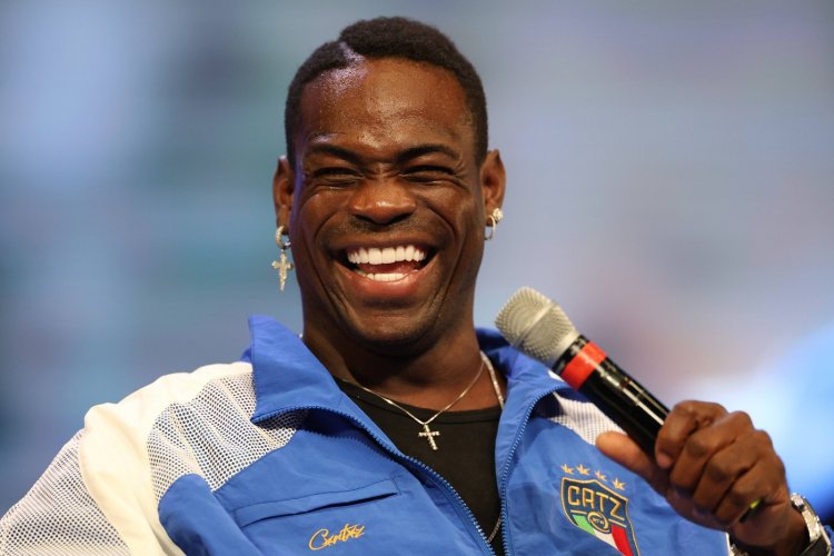 Bývalá hvězda City a Liverpoolu jedná s klubem z druhé ligy. Ale v Dubaji!