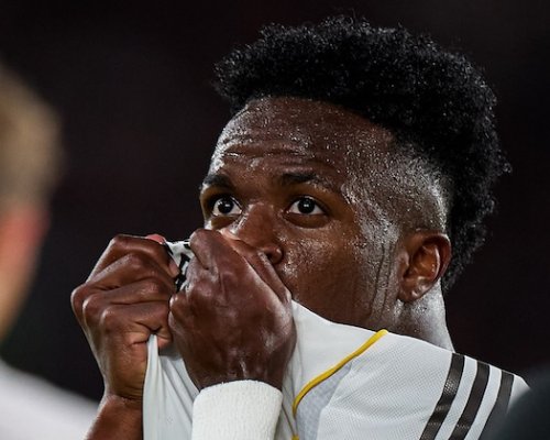 Napětí v Realu roste a Vinícius dostal od Péreze ultimátum. Zároveň má mít nabídku, jakou fotbalový svět neviděl
