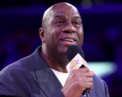 Magic Johnson je dojatý, že ho v roli maršála uvidí i jeho maminka: Budu mávat jako blázen na všechny úžasné fanoušky