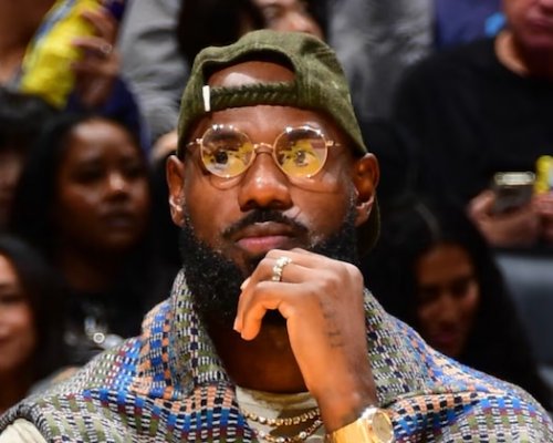 LeBron udělal klíčový krok k návratu. Trénoval s farmářským týmem Lakers a odehrál 12 až 15 herních situací s plným kontaktem