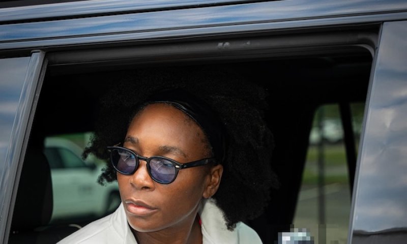 Venus Williams se v Praze nenápadně připravovala dva dny na kurtech Sparty. Ve Stromovce zanechala dojem