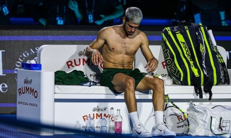 Připrav se na příští rok, protože já budu připraven na další finále proti tobě, vzkázal Sinnerovi nejenergičtější hráč na okruhu Alcaraz