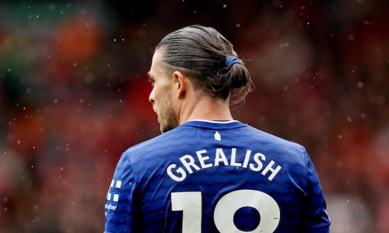 Přestaň snít! Rooney vybízí Grealishe, aby si pomalu rezervoval dovolenou na léto. Tuchel s ním na šampionát vůbec nepočítá