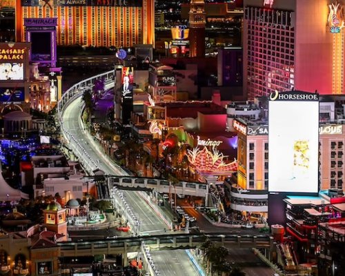 Pirelli nastavilo limit pneumatik a Katar tak čeká mimořádně napínavá Velká cena. Piloti musí zajet minimálně dvakrát do boxů