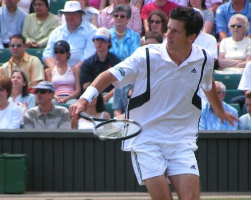 Hádka legend: Henman chce méně turnajů, Rus se mu vysmál