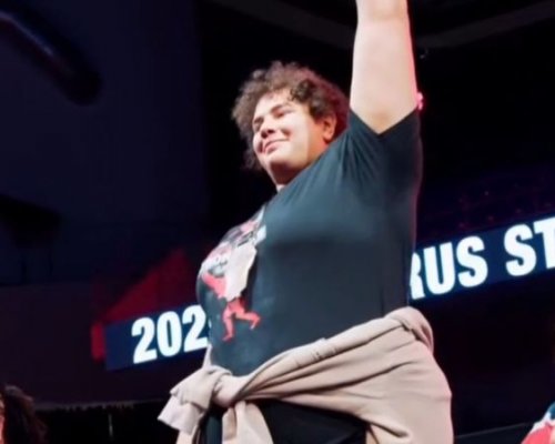 Šok na stupních vítězů: Nejsilnější žena světa se narodila jako muž