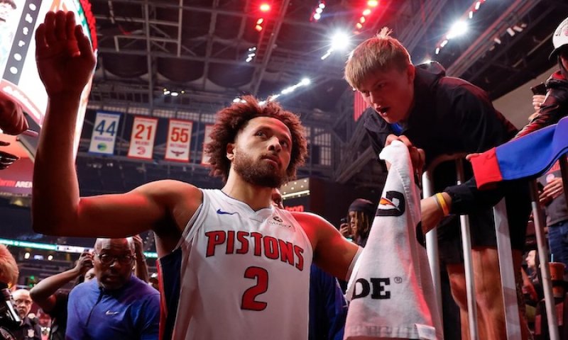 Cunningham musel na startu kariéry skousnout rekordní sérii 28 porážek v řadě. Nyní už však posouvá Pistons správným směrem