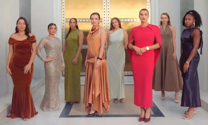 Gauff, Sabalenka, Świątek a další špičkové tenisky v Rijádu svlékly tepláky a představily se kapku v jiném světle