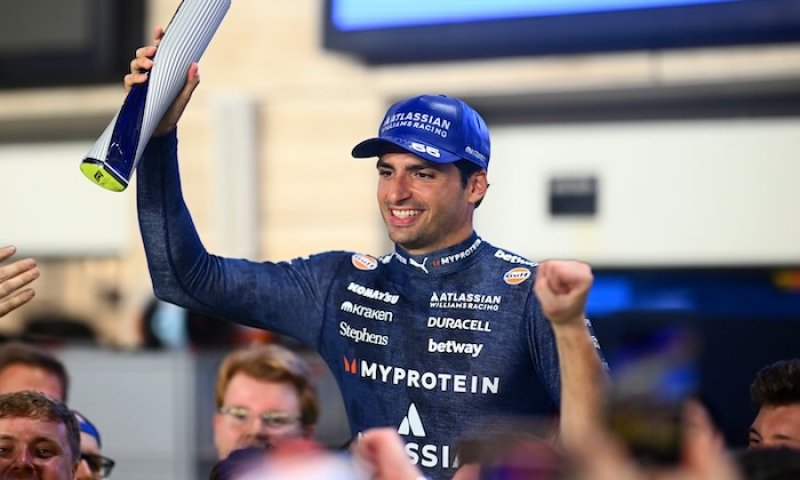 Vůbec jsem to nečekal, přiznal nadšený Sainz. Po prvním pódiu pro Williams po čtyřech letech byl Španěl v sedmém nebi