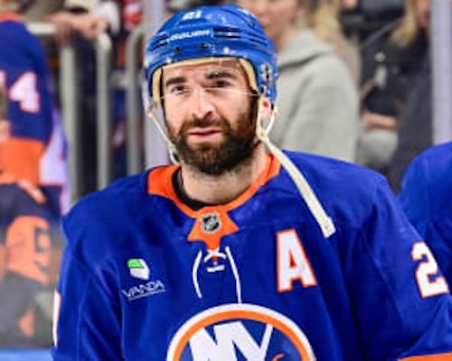 Islanders ztratili jednoho z nejtvrdších hráčů NHL. Tahoun Palmieri se může začít soustředit až na ročník 2026/2027