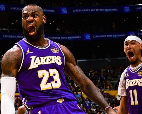 LeBron zůstal v závěru chladnokrevný. Lakers uspěli v Phoenixu, i když prohospodařili obří náskok a Dončić nevynikal přesností