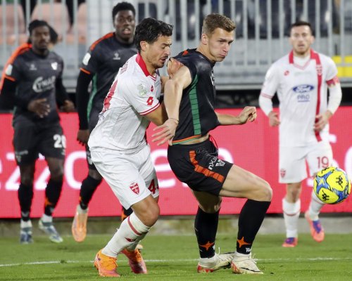 Zimní přestupy se rozjíždějí: Pardubice narazily v Liberci, Plzeň zvažuje rekordní tah