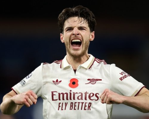 Příští kapitán Albionu? Až Kane skončí a sundá pásku, přijde Rice. Rooney vidí v opoře Arsenalu jasného lídra Anglie