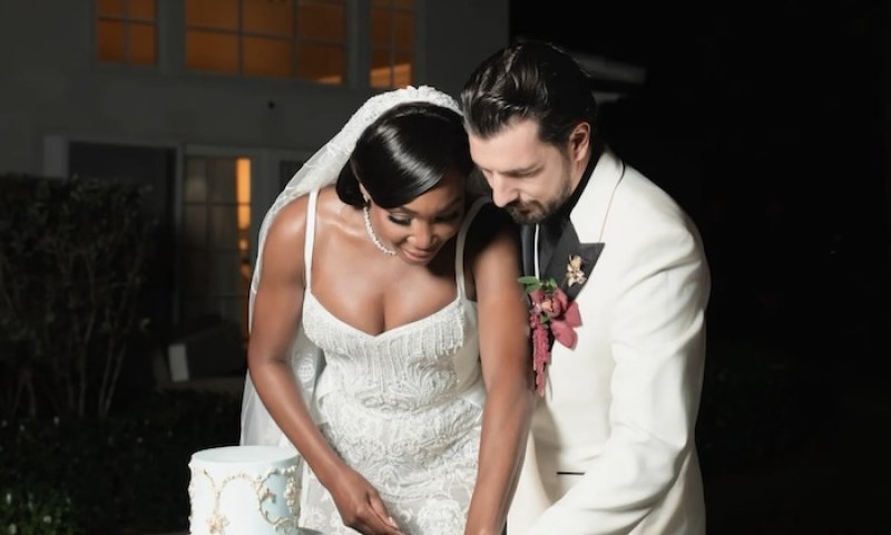 Pět dní oslav, tucet outfitů. Venus Williams prožila v Palm Beach svatební dýchánek hodný královny