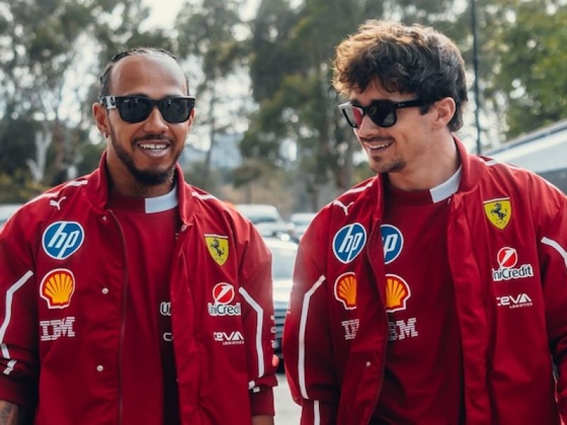Fanoušci i tým by ho sežrali zaživa! Italský expert tvrdě kritizuje toxické prostředí Ferrari a velebí trpělivost Mercedesu