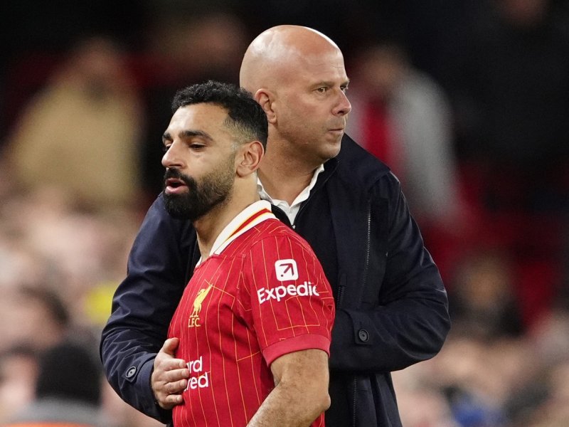 Končící útočník Mohamed Salah ostře zkritizoval herní styl Liverpoolu a trenéra Arneho Slota