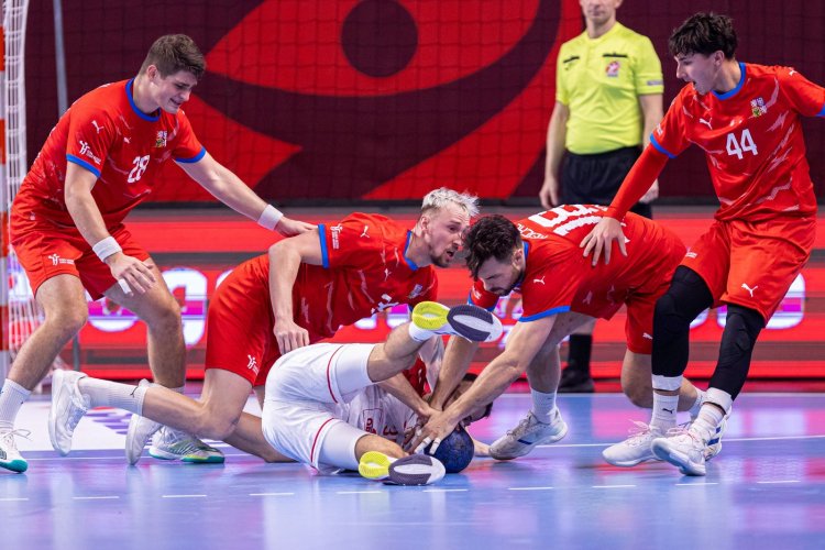 Česká nominace na Euro: Překvapení z Nového Veselí, chybějící klíčový pivot a nečitelná obrana