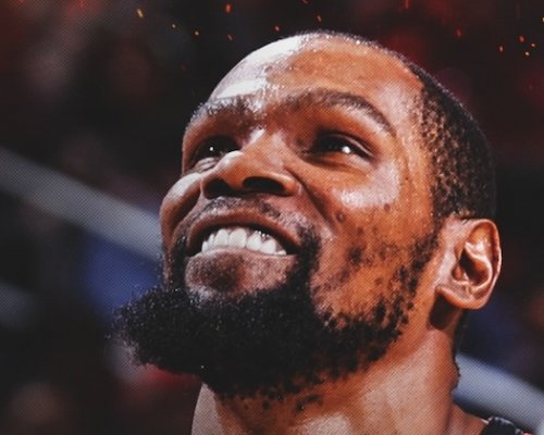 Žádné bláznivé oslavy, jen další pořádný zápis do historie: Durant tiše dobývá NBA, dalším na řadě je Jordan