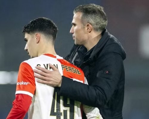 Když geny promluví: Van Persie junior ohromil bitvu o Rotterdam patičkou a nůžkami. Oba góly vstřelil v jedné minutě!
