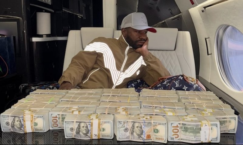 Money bez peněz? Mayweatherův luxus má mít trhliny, neporažený boxer údajně dluží i za odvoz odpadu