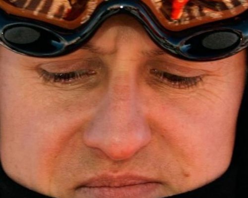 Schumacher už není upoután jen na lůžko. Podle britského tisku sleduje F1, zůstává ale odkázaný na péči