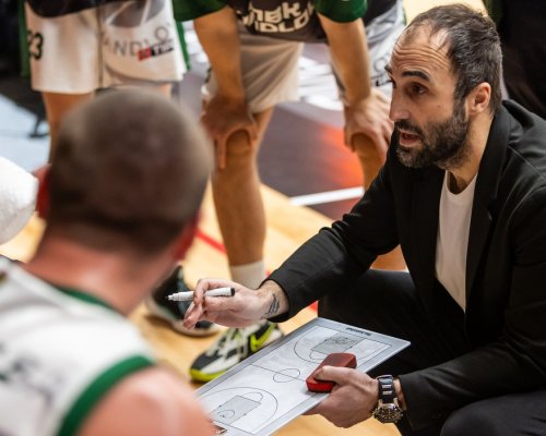 Slavia sahá po změně. Na lavičku přichází nový impuls ze zahraničí